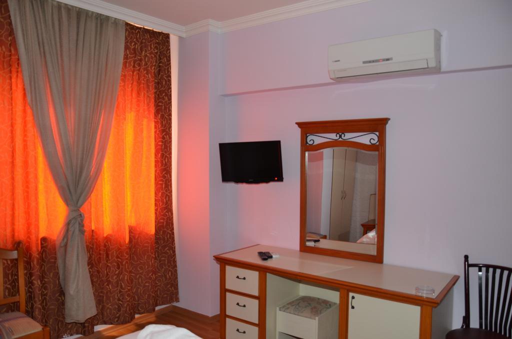 Ozturk Hotel Antália Quarto foto
